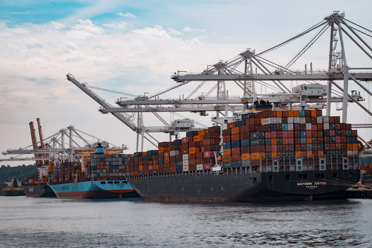 Fleet and transportation tracking